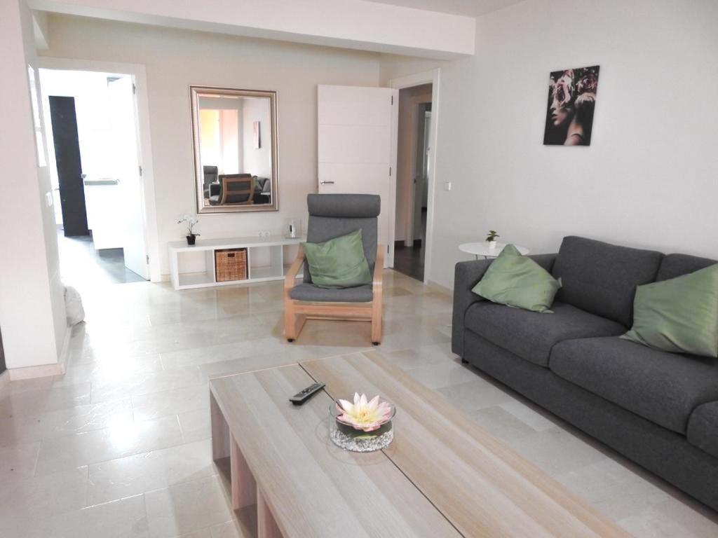 Carihuela Beach Suite Apartment Torremolinos Esterno foto