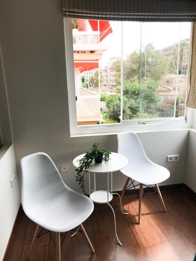Carihuela Beach Suite Apartment Torremolinos Esterno foto