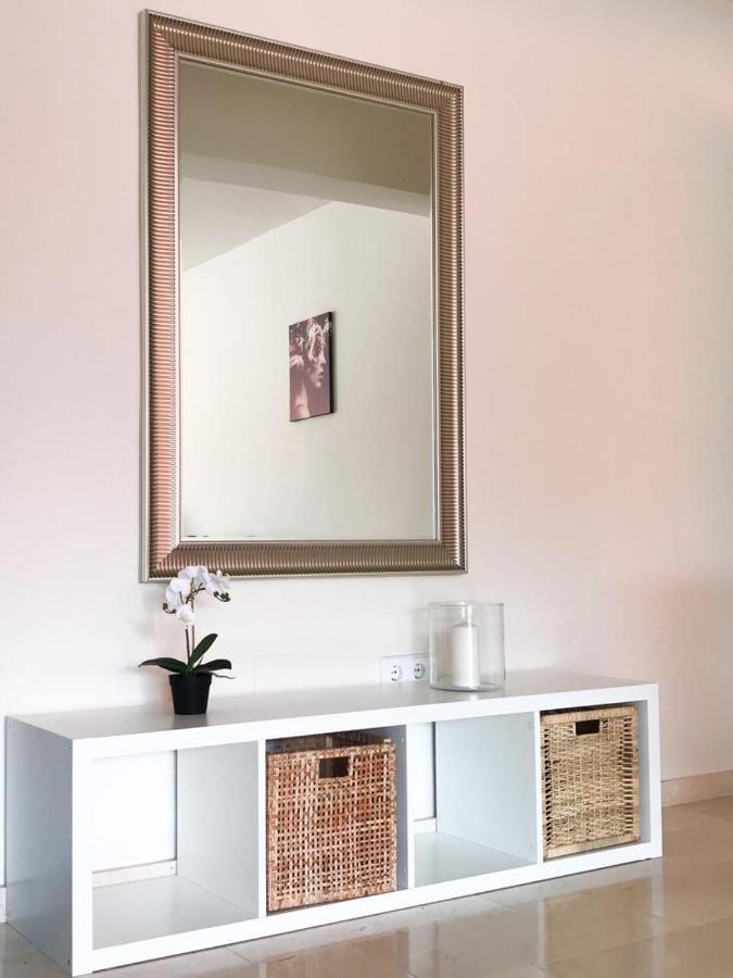 Carihuela Beach Suite Apartment Torremolinos Esterno foto